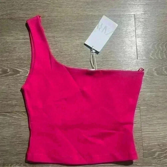🔥🔥ZARA off shoulder top - Picture 1 of 3